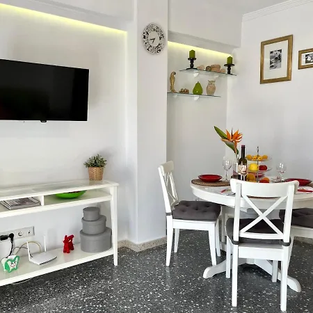 Papagayo Comodo, Bonito, Centrico * Calpe