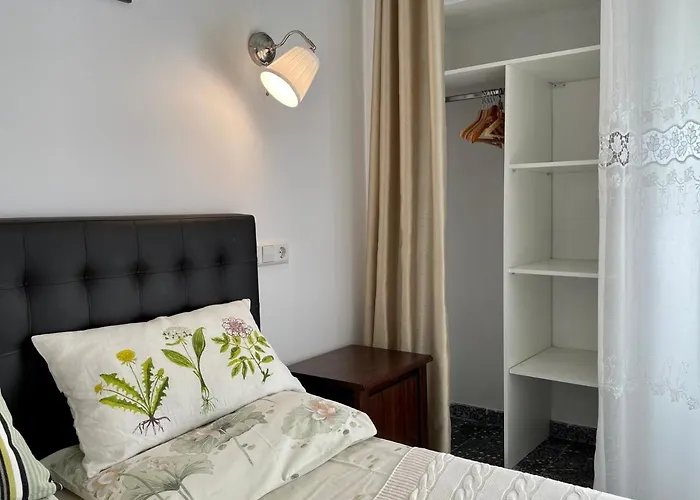 Papagayo Comodo, Bonito, Centrico * Calpe