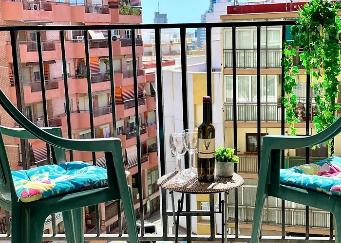 Papagayo Comodo, Bonito, Centrico * Calpe